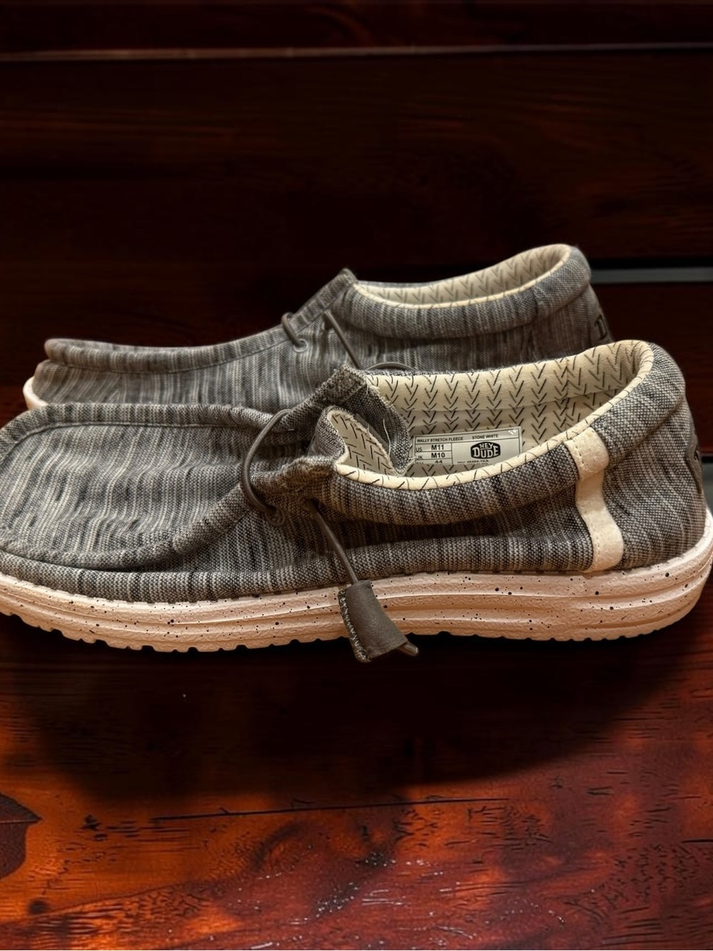 Men’s Hey Dude Wally Free Stretch Loafers EUC